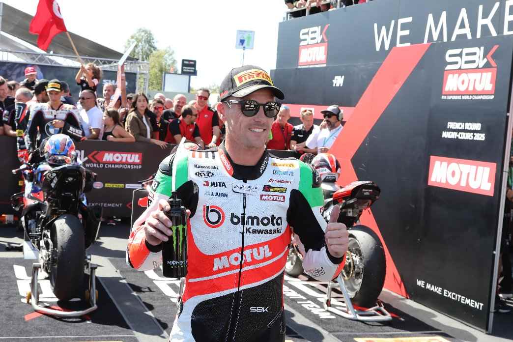 Alex Lowes/Bimota a joué de peu avec le podium en Superbike