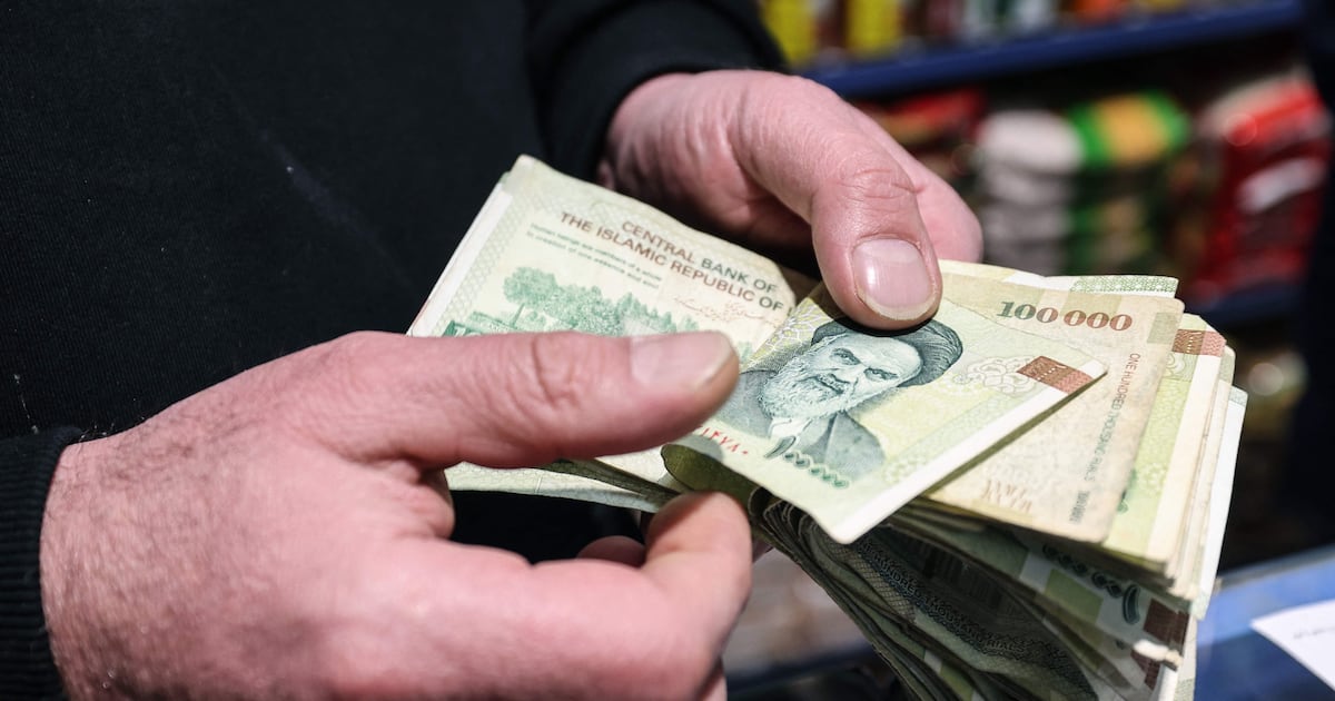 Guerre, sanctions et crypto : Plongée au cœur des 7,8 milliards de dollars de l'économie numérique iranienne.