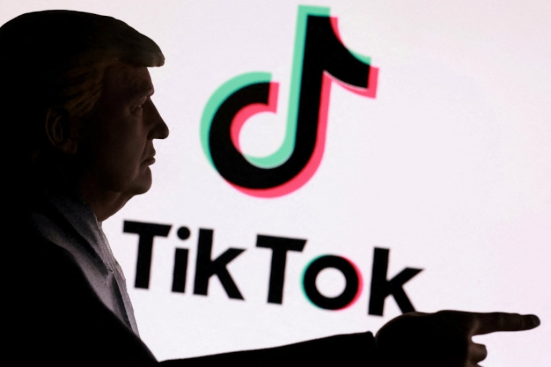 Logo TikTok et profil de Donald Trump