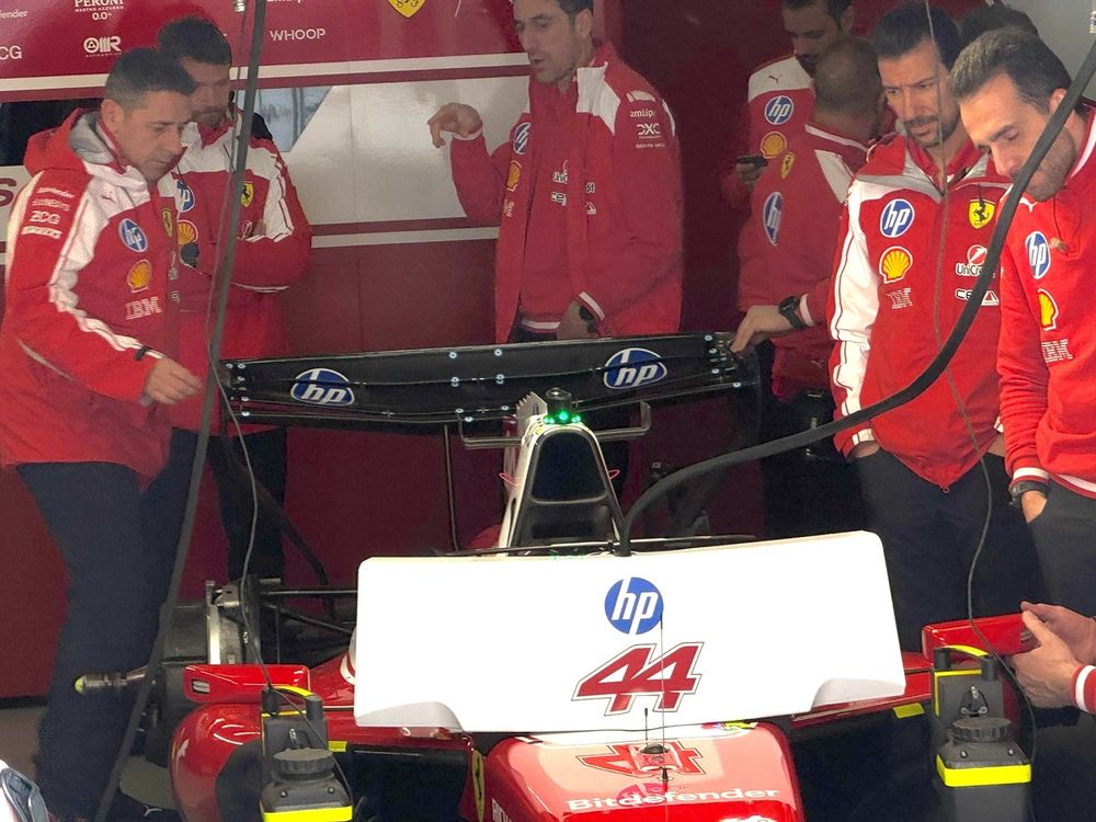 L'ala macarena de la Ferrari SF-26 vue à Shanghai
