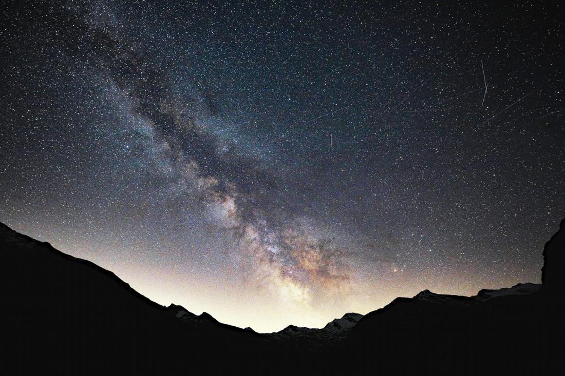 Vue de la Voie lactée - Les chercheurs semblent ne pas comprendre l'univers.