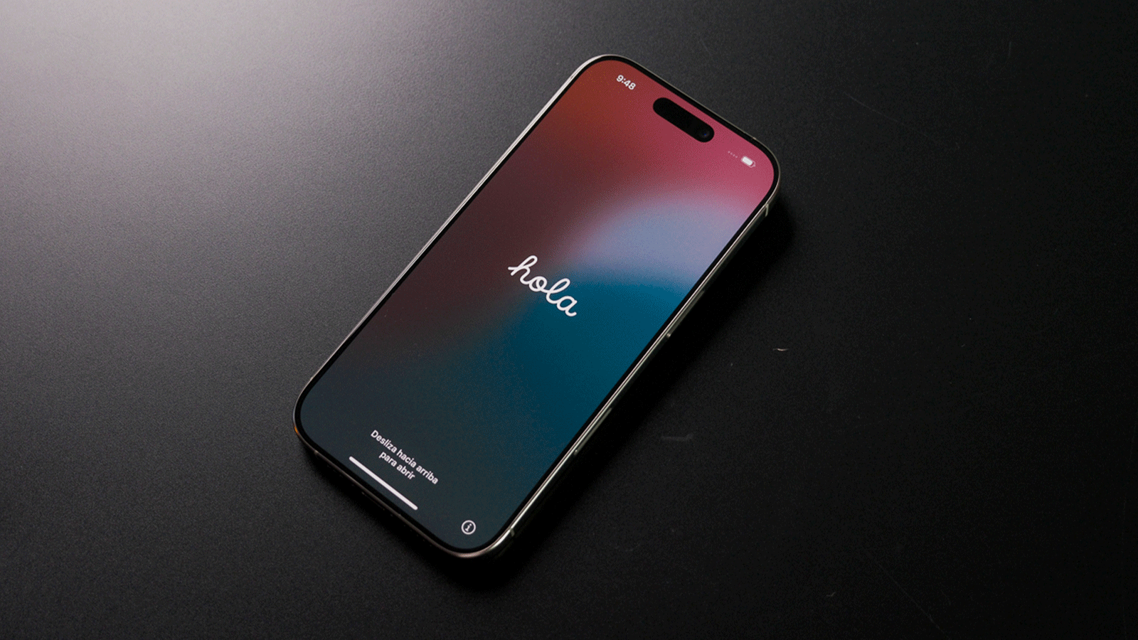 iPhone 16 Pro encendido pantalla