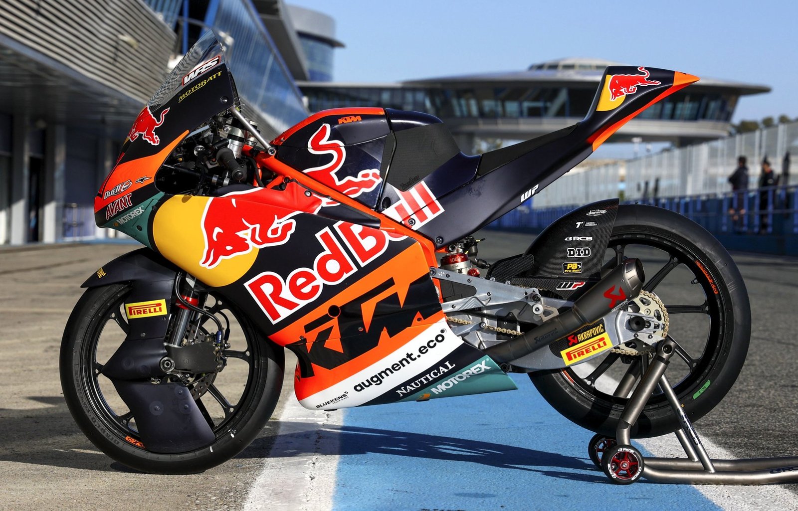 Machine Moto3 Red Bull KTM Ajo 2026.