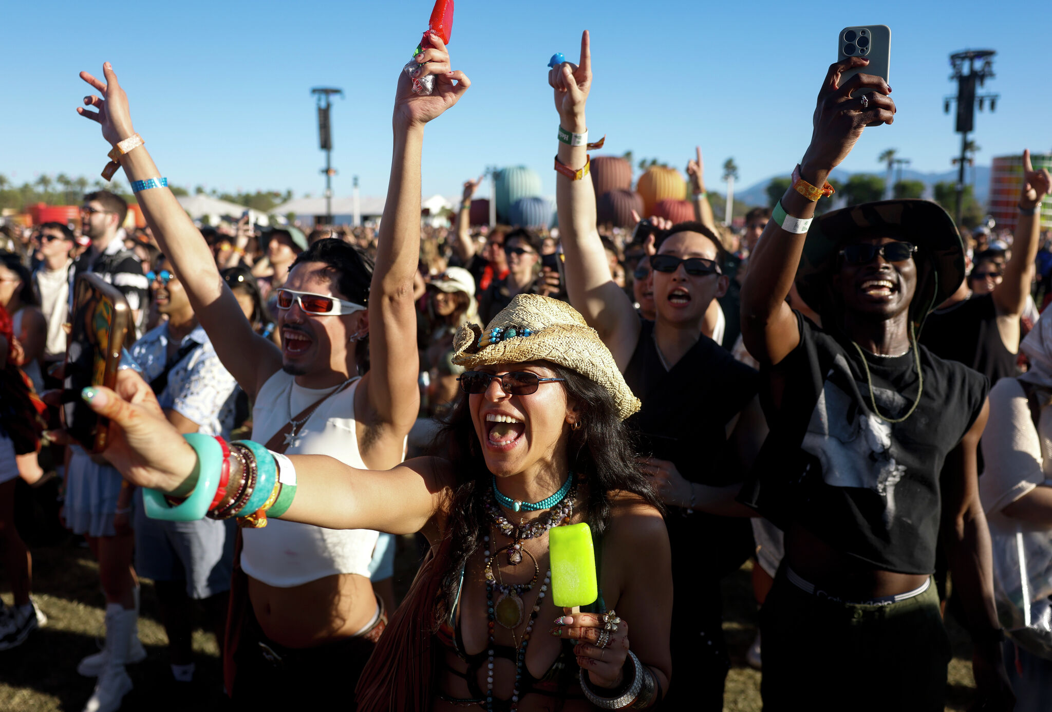 Addison Rae : De danseuse TikTok à l'une des plus grandes étoiles de Coachella !