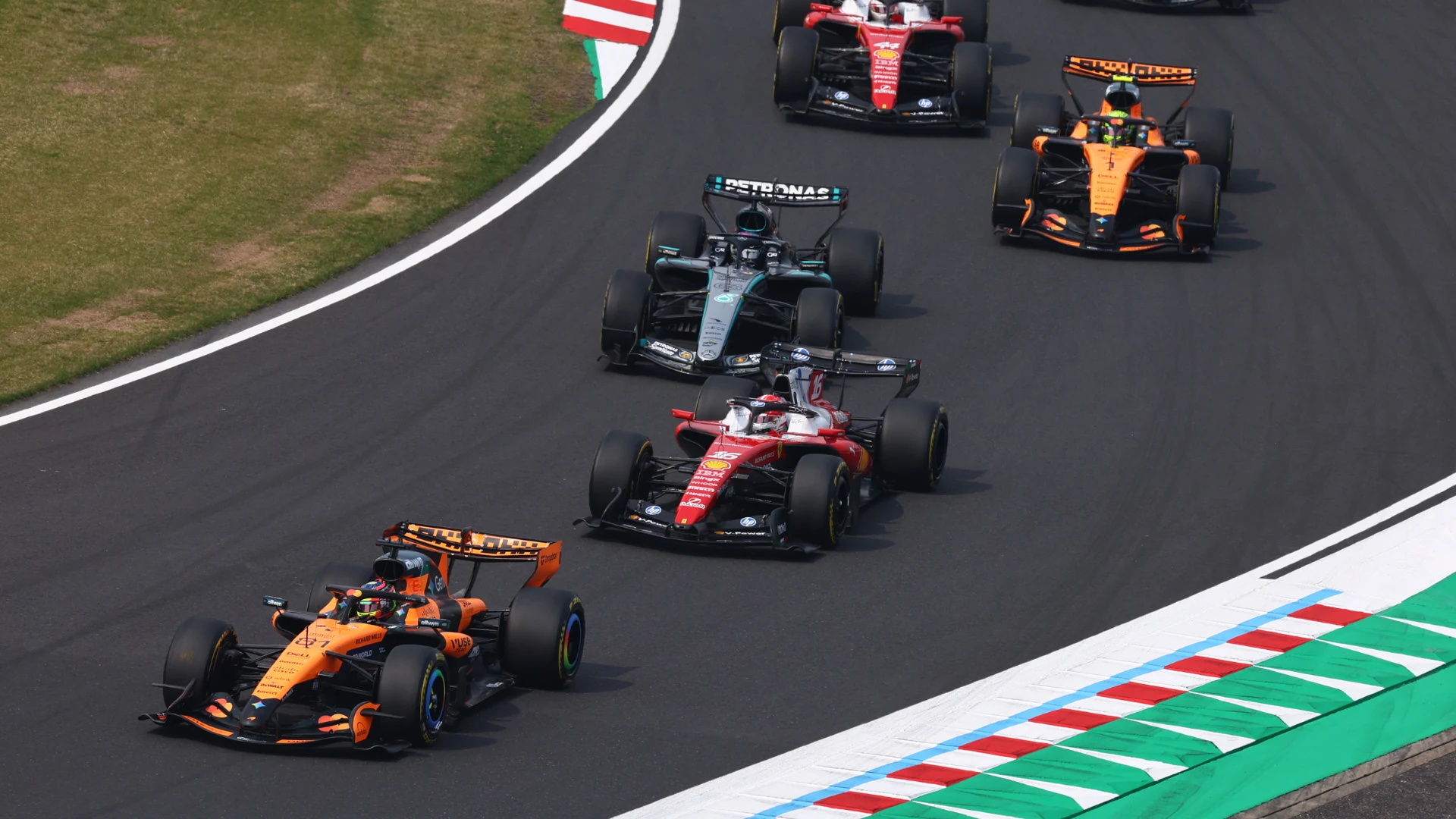 Le plafond des dépenses en F1 : Comprendre son augmentation et ses enjeux !