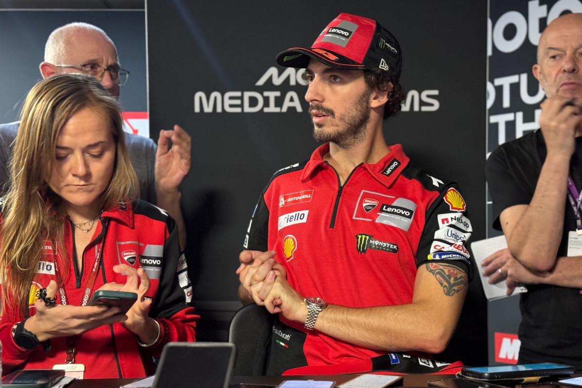 Francesco Bagnaia lors d'un briefing pour les médias