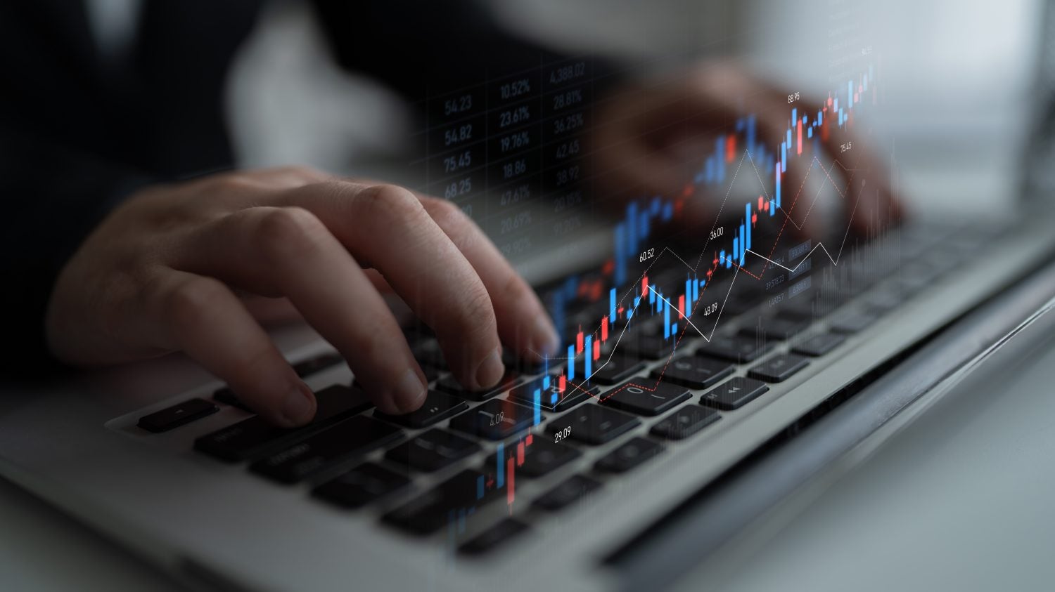 Prédiction du Prix de l'XRP : Un Analyste Anticipe un Bond à 17 $ Grâce à un Modèle de Drapeau !