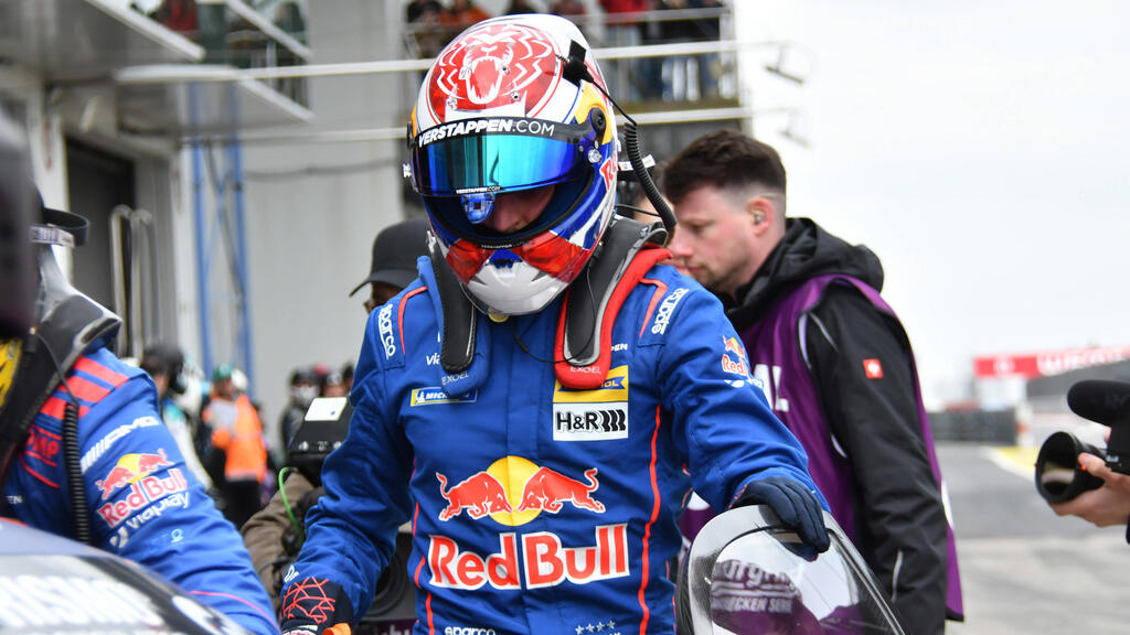 Verstappen dévoile un astuce surprenante qui fascine ses coéquipiers : "Jamais je n'y aurais pensé"