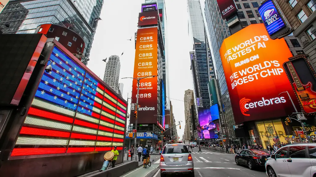 Cérémonie d'introduction en bourse de Cerebras à Times Square