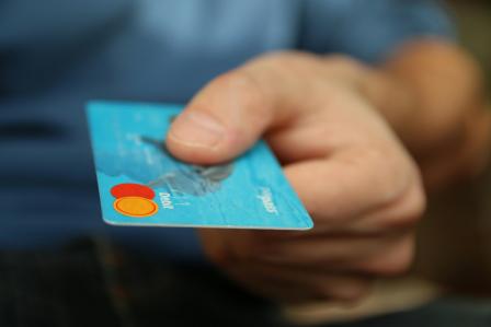 Payement avec carte de crédit.