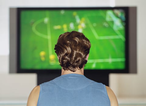 Ajuster la image du téléviseur peut améliorer l'expérience de visionnage des matchs.