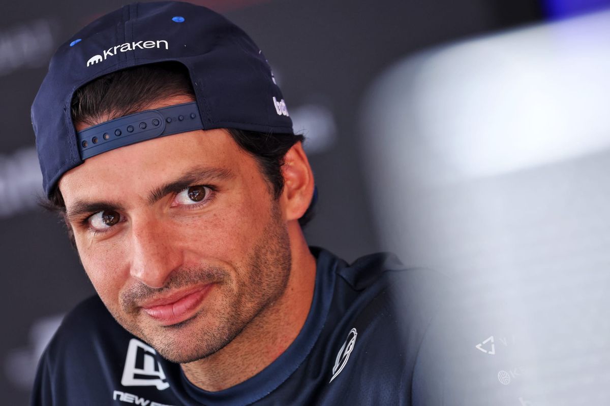 Sainz remet en question le projet Williams après un début 2026 décevant !