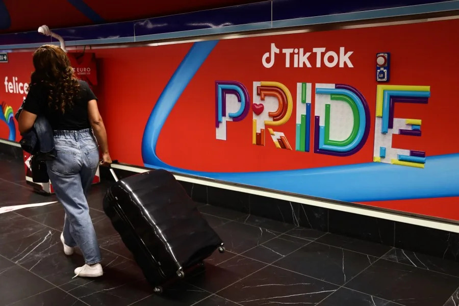 TikTok met à l'honneur les créateurs et les entreprises LGBTQIA+ pour le mois des fiertés