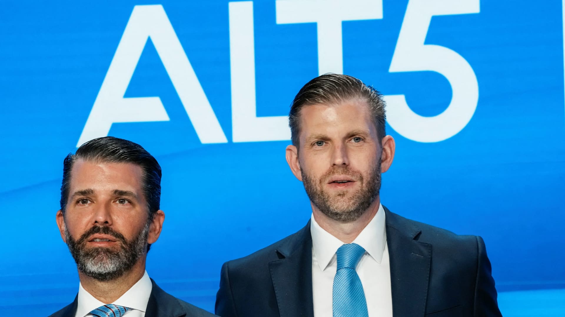 Une entreprise qui a misé gros sur la crypto soutenue par Trump voit ses fortunes s'améliorer !