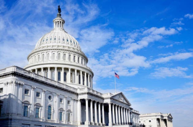 Washington peut-il vraiment ignorer le message du Clarity Act des 200+ entreprises crypto ? CRCL, MARA, COIN en plein essor ne le croient pas !